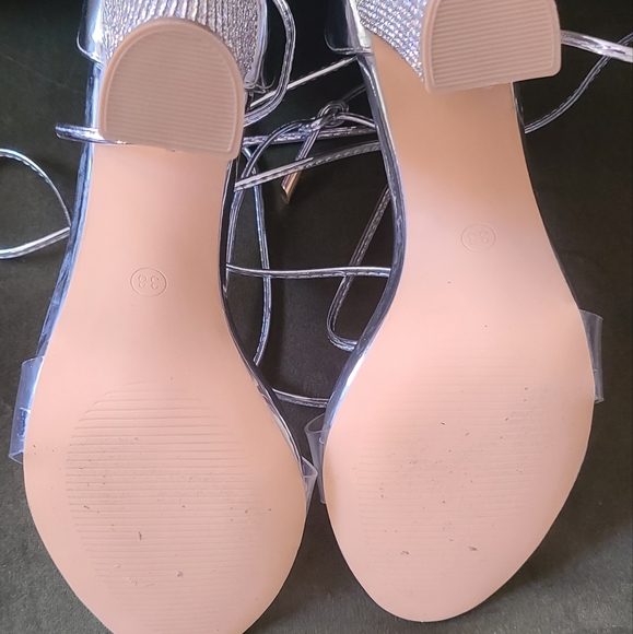 BNIB Lala Akai open toe rhinestone ankle strappy clear sandals sz 38 - Picture 6 of 8